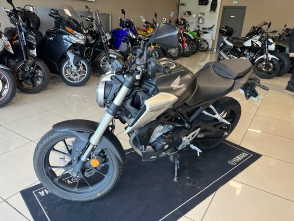 HONDA CB125R – Image 2