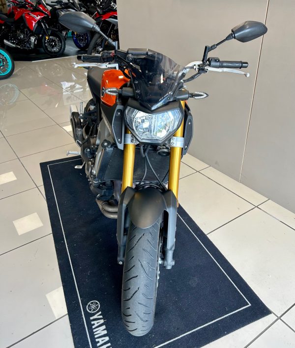YAMAHA MT-09 – Image 4