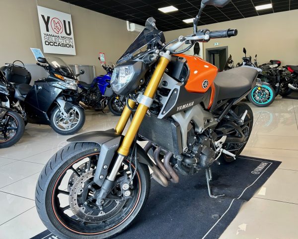 YAMAHA MT-09 – Image 5