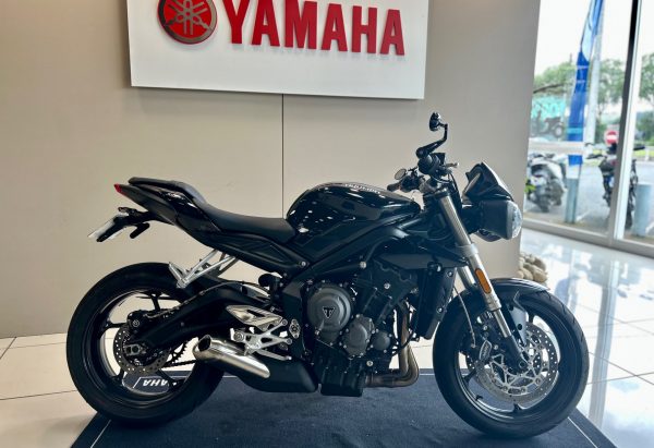 TRIUMPH Street Triple 660 – Image 2