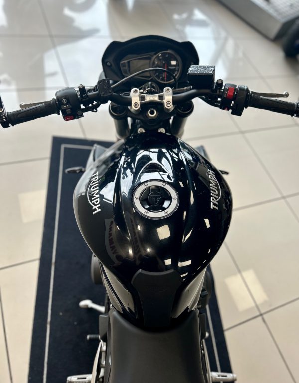 TRIUMPH Street Triple 660 – Image 8
