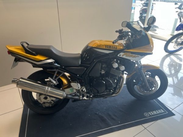 YAMAHA FZ6 600 FAZER – Image 5