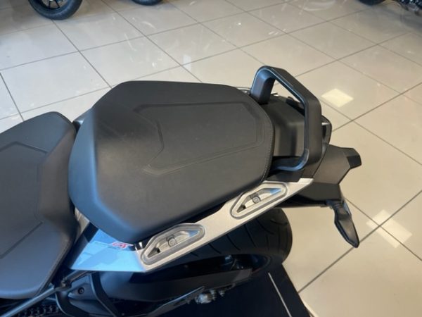 KTM 1290 SUPER DUKE GT – Image 7