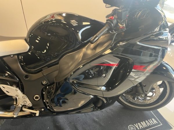SUZUKI GSX 1300 R HAYABUSA – Image 9