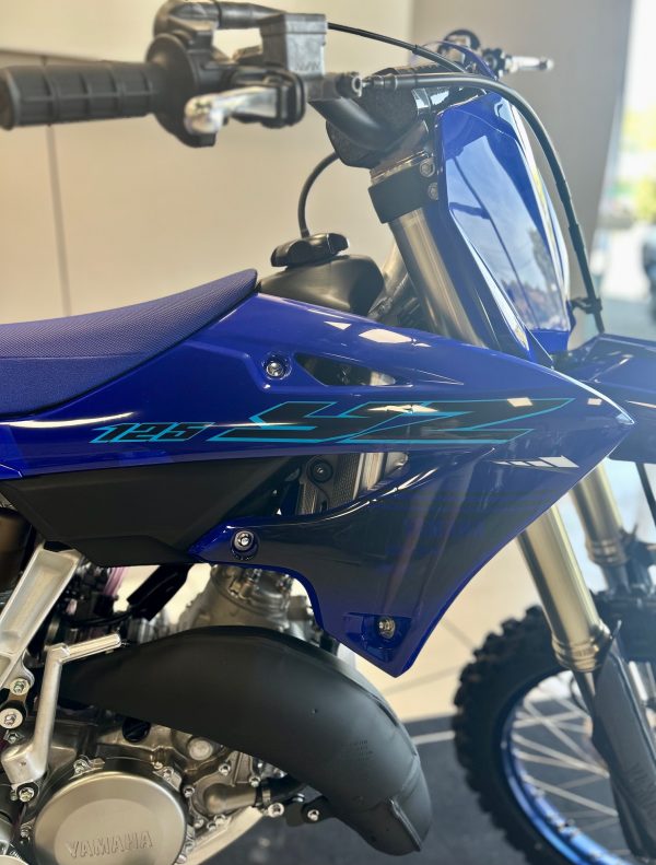YAMAHA 125 YZ 2024 ( 135.56€ / MOIS ) – Image 3