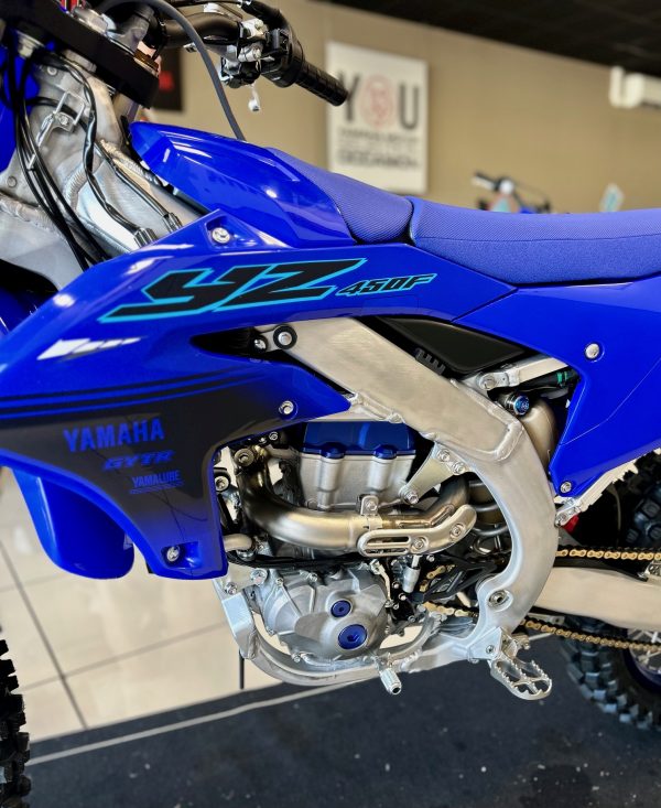 YAMAHA 450 YZF 2023 DESTOCKAGE ( 153.77€  / MOIS ) – Image 2