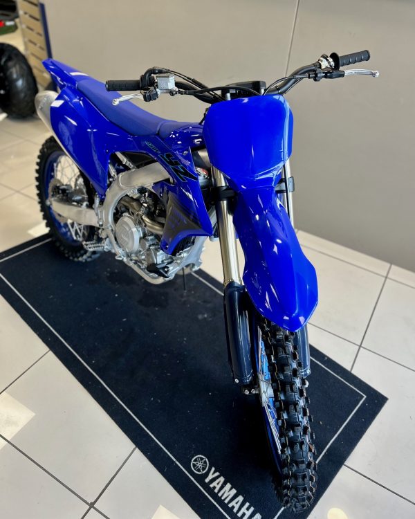 YAMAHA 450 YZF 2023 DESTOCKAGE ( 153.77€  / MOIS ) – Image 3