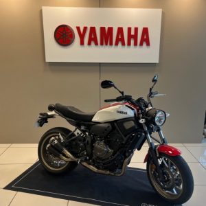 YAMAHA XSR 700 ABS