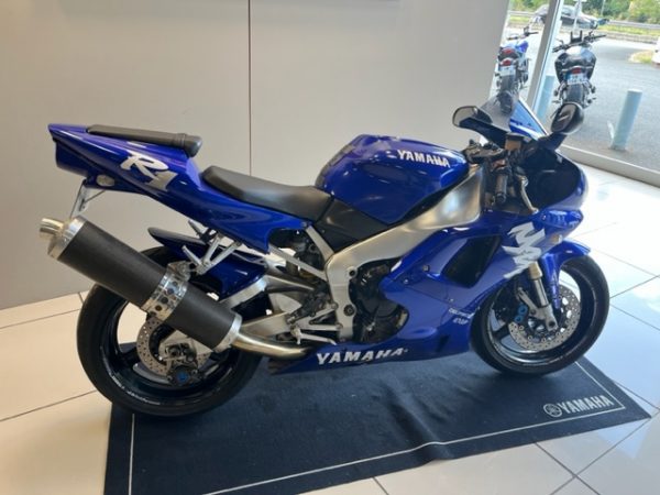 YAMAHA YZF 1000 R1 – Image 3