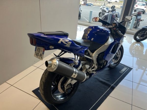 YAMAHA YZF 1000 R1 – Image 4