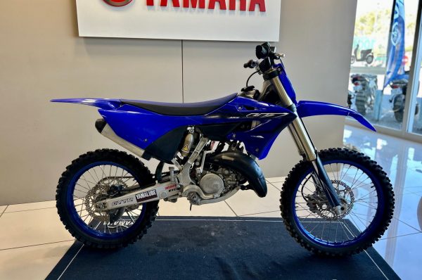 YAMAHA YZ 125 – Image 2