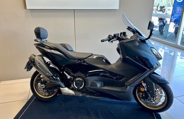 YAMAHA TMAX 560 TECH MAX – Image 2