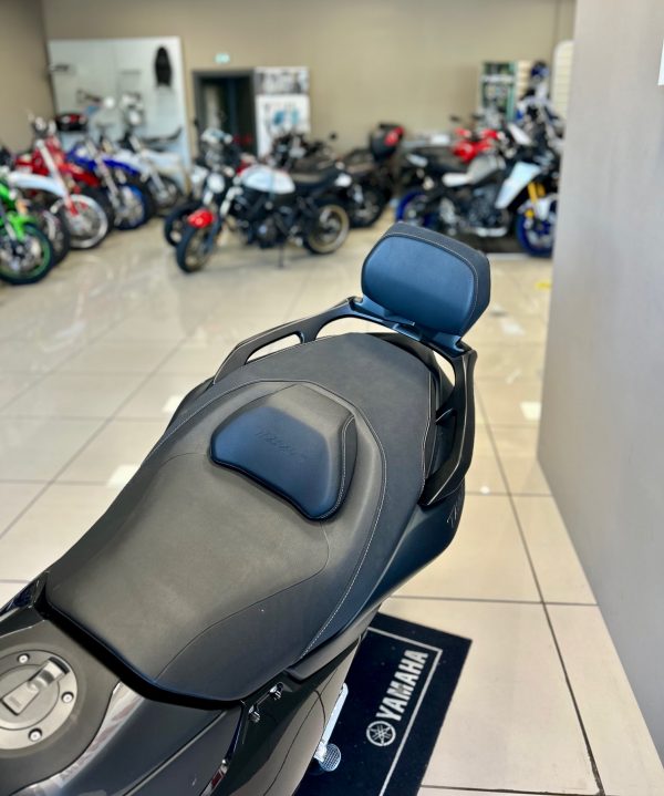 YAMAHA TMAX 560 TECH MAX – Image 5