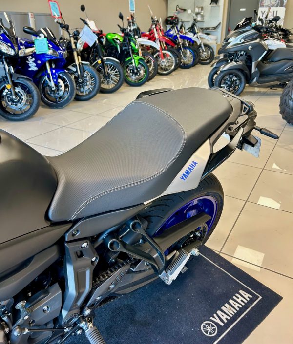 YAMAHA TRACER 7 – Image 6