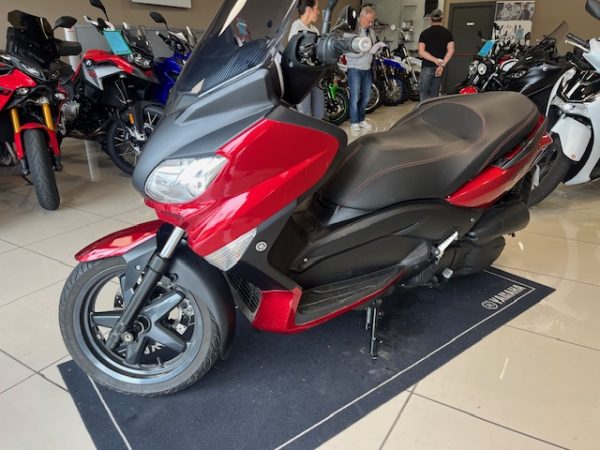 YAMAHA XMAX 125 – Image 3