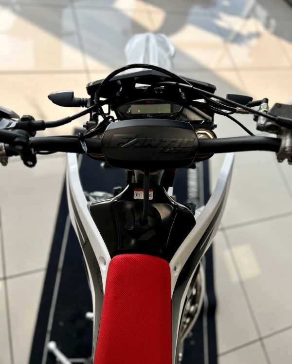 FANTIC 125 XE – Image 10