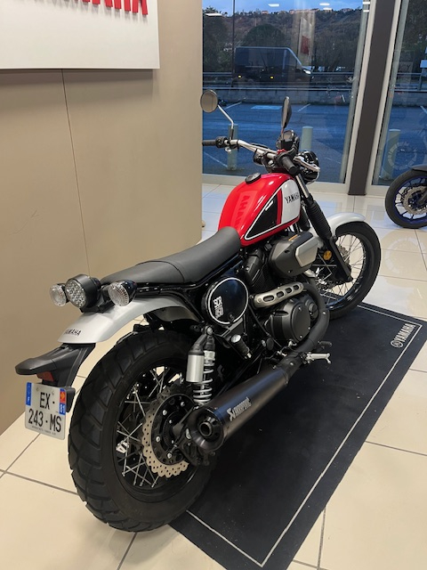 YAMAHA SCR 950 – Image 4