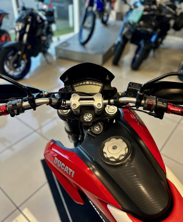 DUCATI HYPERSTRADA 821 – Image 6