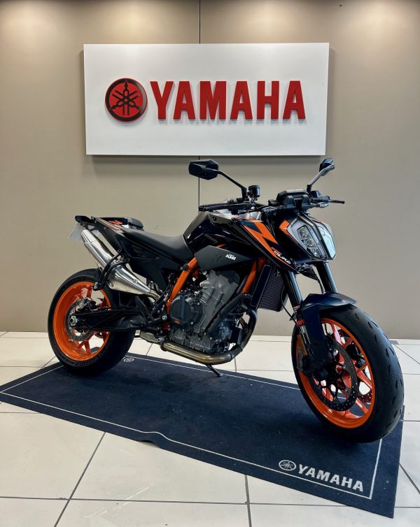 KTM 890 DUKE R