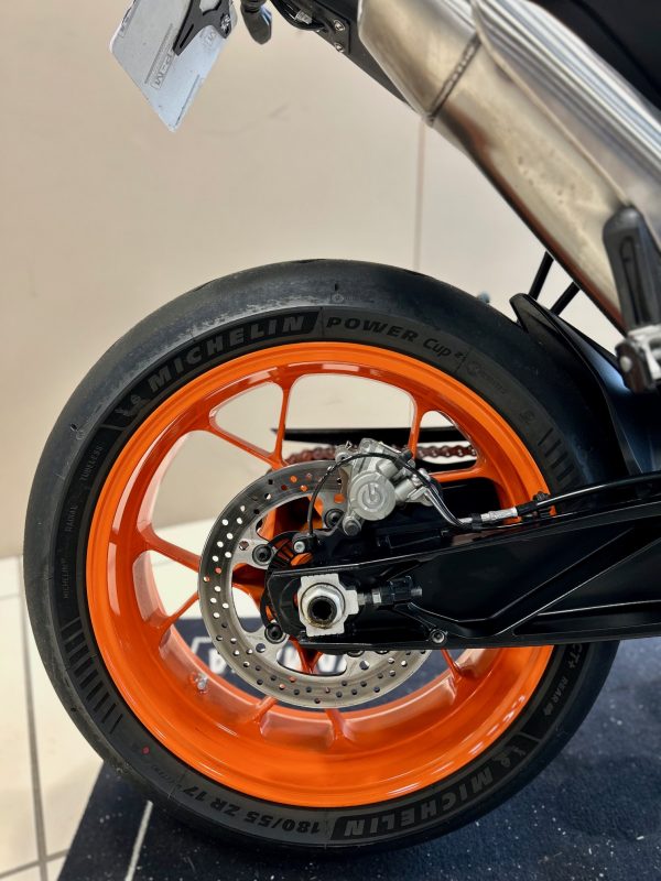 KTM 890 DUKE R – Image 6