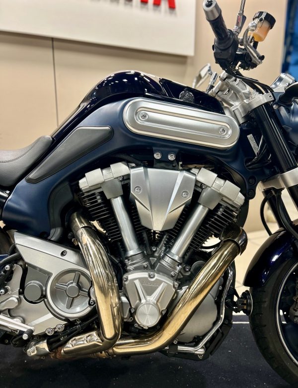 YAMAHA MT-01 – Image 5
