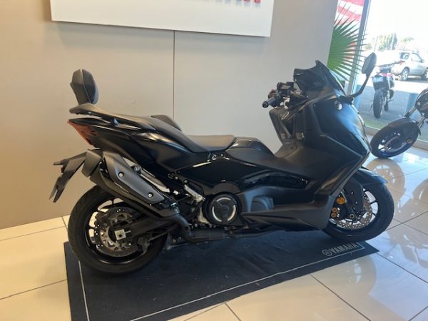 YAMAHA TMAX 560 TECH MAX – Image 4