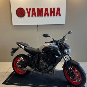 YAMAHA MT-07