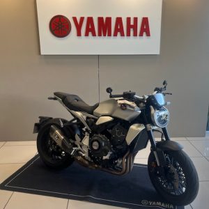 HONDA CB 1000 R