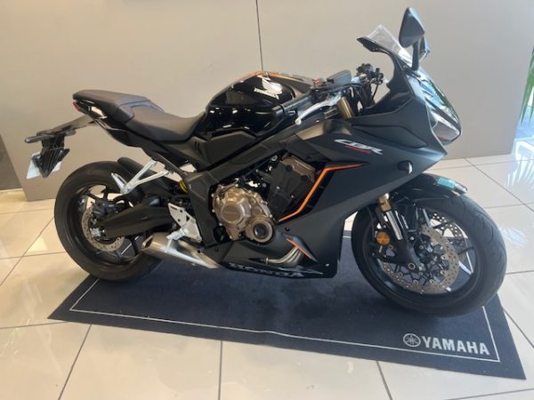 HONDA CBR 650 RA – Image 4