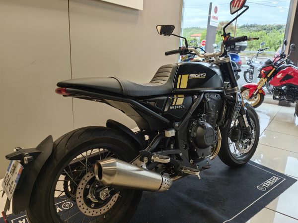 BRIXTON MOTORCYCLES  Crossfire 500 – Image 3