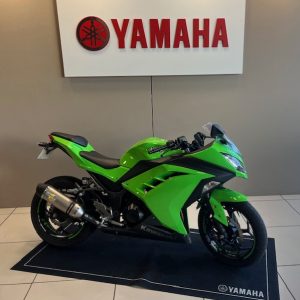 KAWASAKI NINJA 300