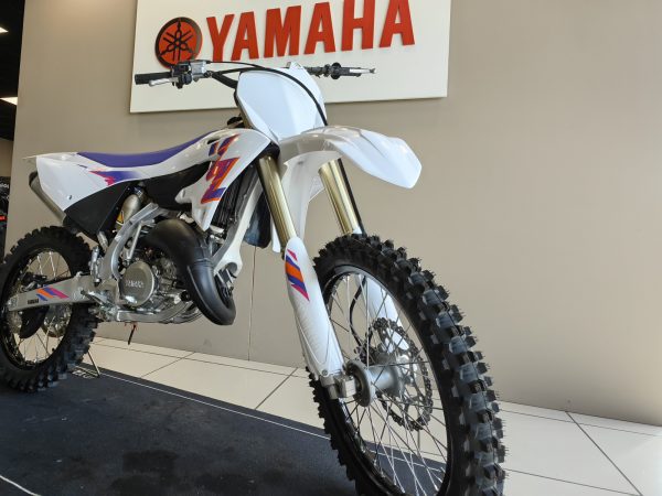 YAMAHA YZ 125 50th ANNIVERSARY EDITION – Image 2