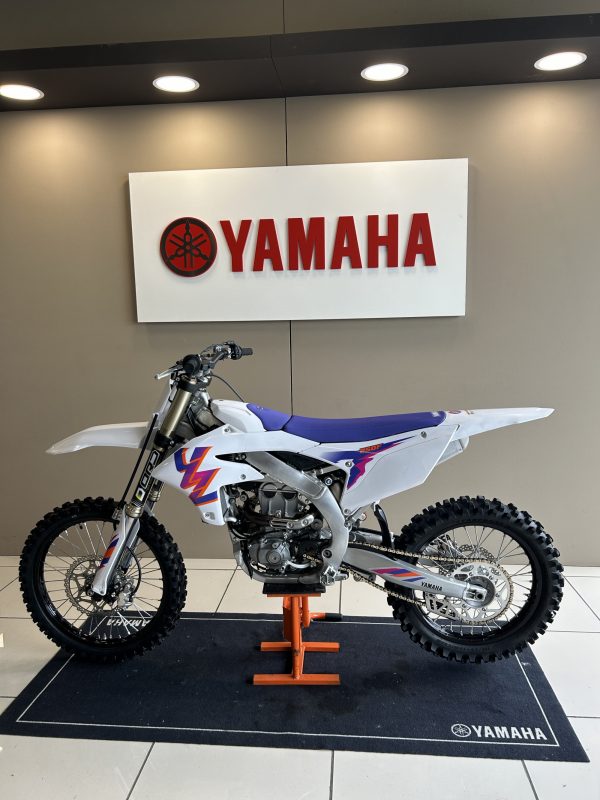 250 YZF 2024 50th anniversaire