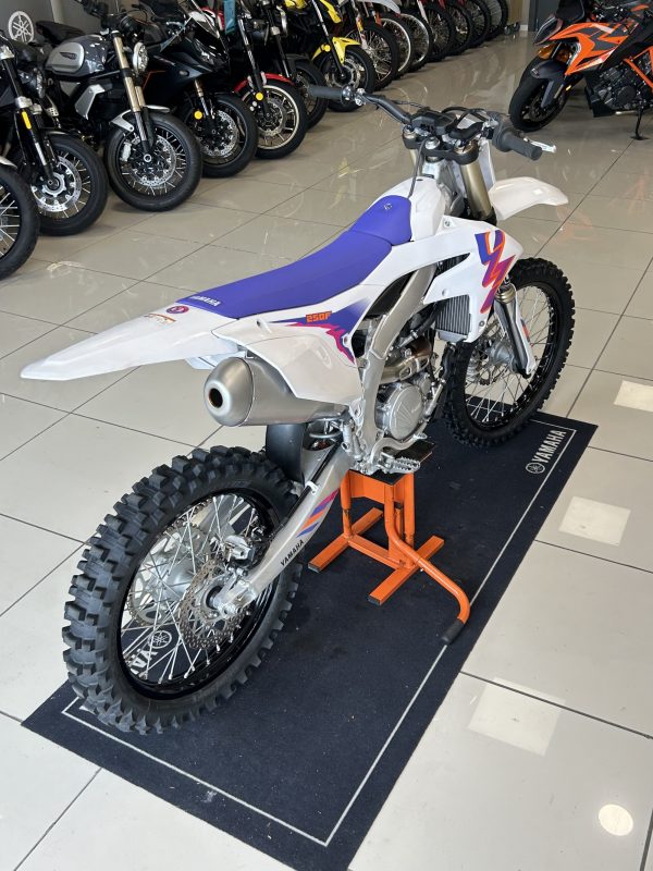 250 YZF 2024 50th anniversaire – Image 5