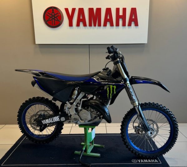 YAMAHA YZ125 MONSTER ENERGY