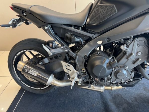 YAMAHA MT-09 – Image 3