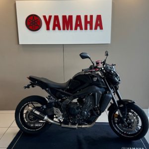 YAMAHA MT-09