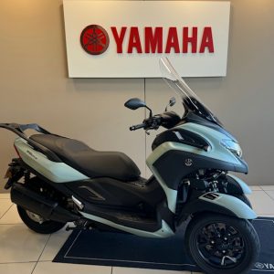 YAMAHA TRICITY 300