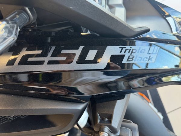 BMW R 1250 GS TRIPLE BLACK – Image 11