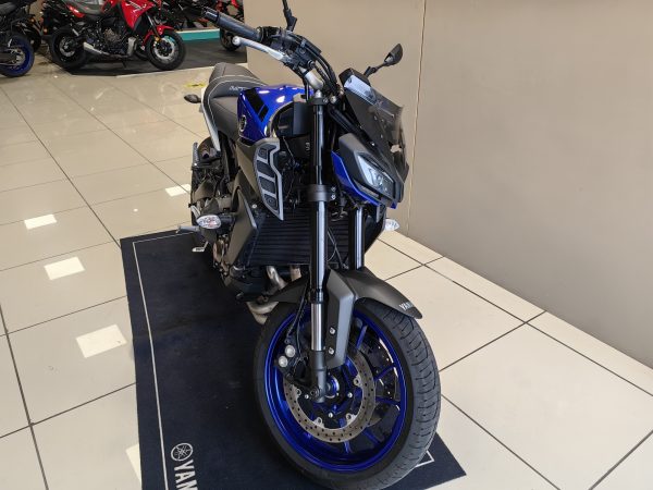 YAMAHA MT-09 – Image 3