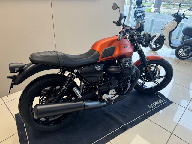 MOTO GUZZI V7 STONE – Image 2