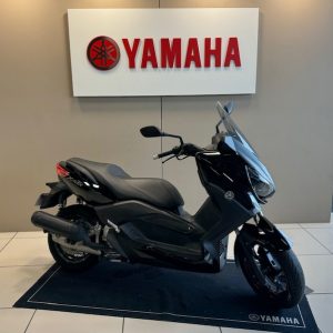 YAMAHA XMAX 125