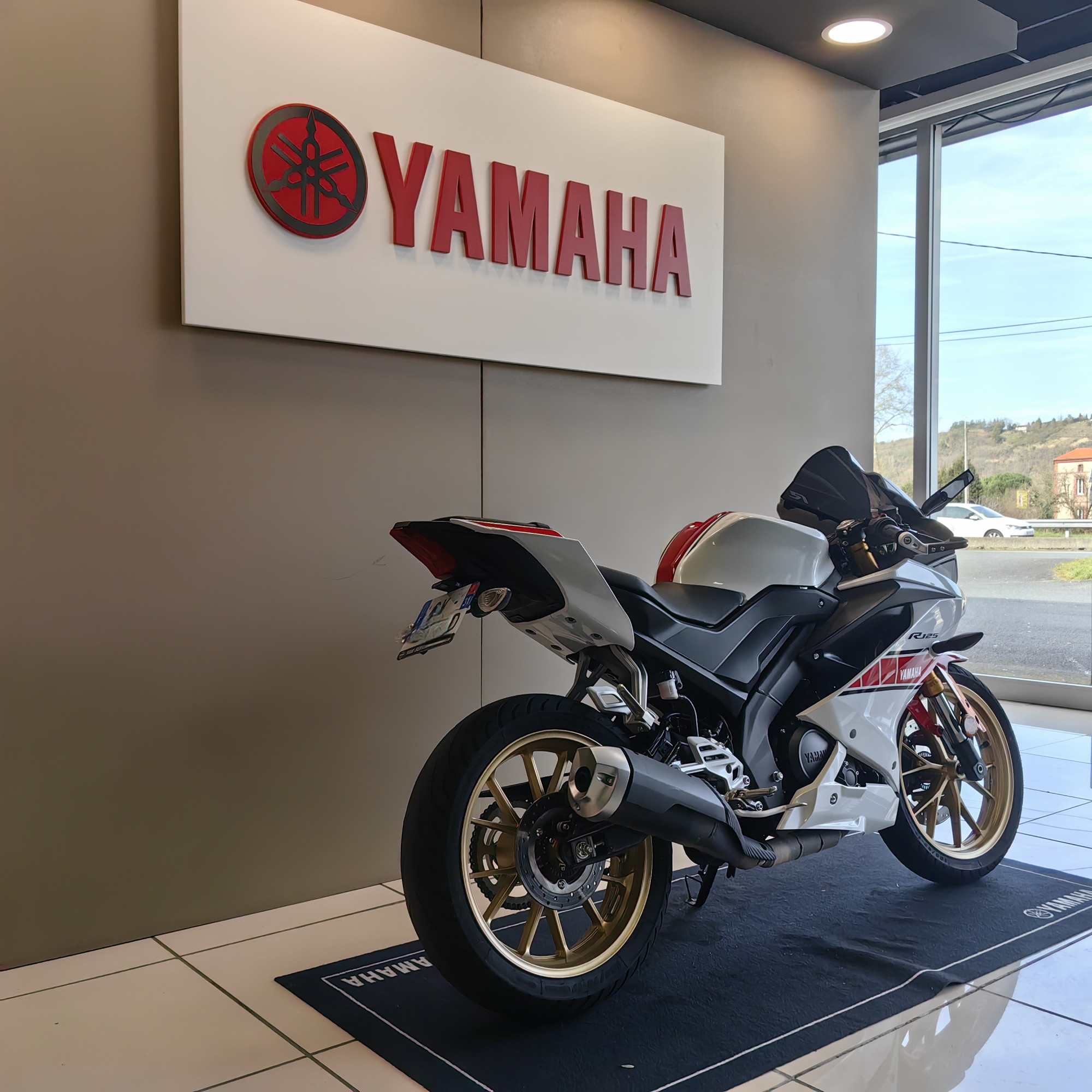 YAMAHA R125 World GP 60th Anniversary – Image 4