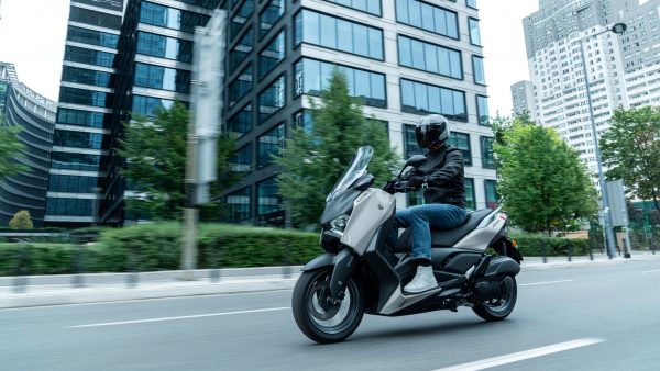 YAMAHA XMAX 125 TECH MAX – Image 4