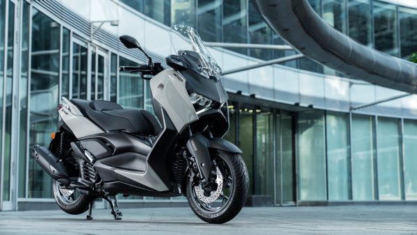 YAMAHA XMAX 125 TECH MAX – Image 3