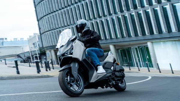 YAMAHA XMAX 125 TECH MAX+ – Image 4