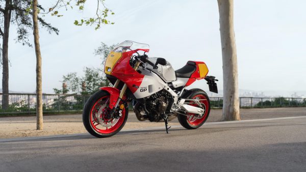 YAMAHA XSR900 GP – Image 3