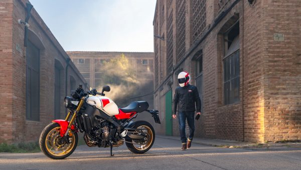 YAMAHA XSR900 – Image 3
