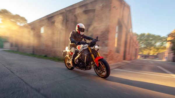 YAMAHA XSR900 – Image 4