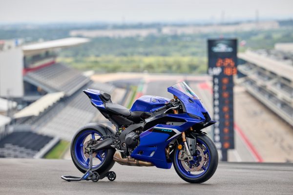 YAMAHA YZF-R9 – Image 3
